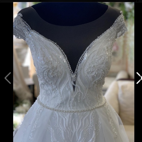 Monica Loretti - Leandra - Picture 4 of 6